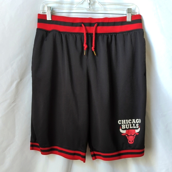 Chicago Bulls Basketball Shorts - Picture 1 of 9